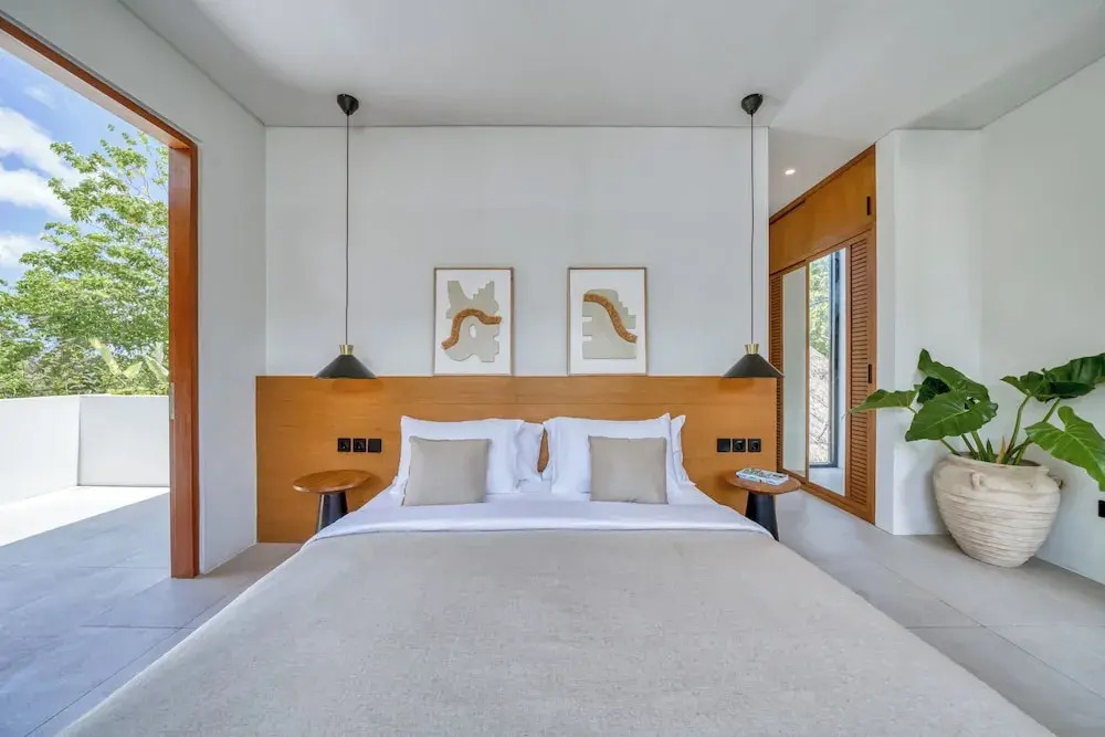 Malvarrosa Stylish 1BR Private Pool Villa Bingin