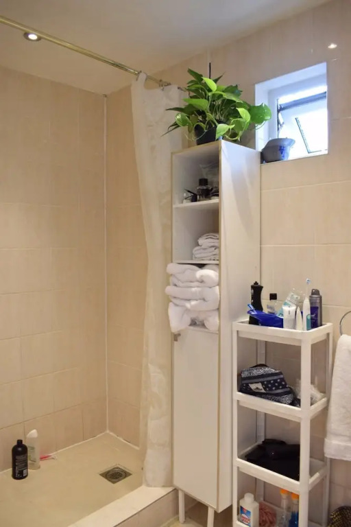 3 Bedroom Apartment in North London