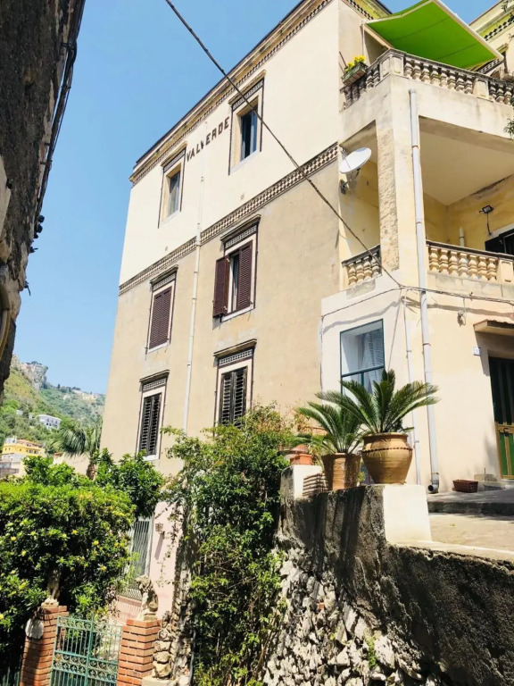 Amartìa Apartments