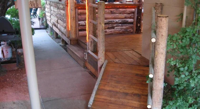 The Cedaredge Lodge