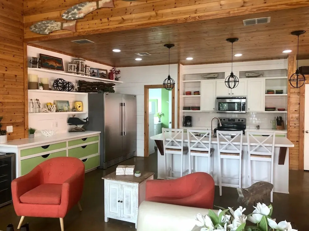 The Friday Life Vw26 5 Bedrooms 4.5 Bathrooms Condo