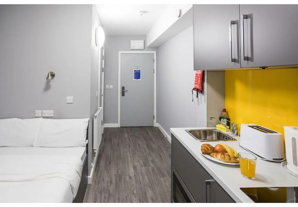 Luxury Rooms & Studios in Newcastle