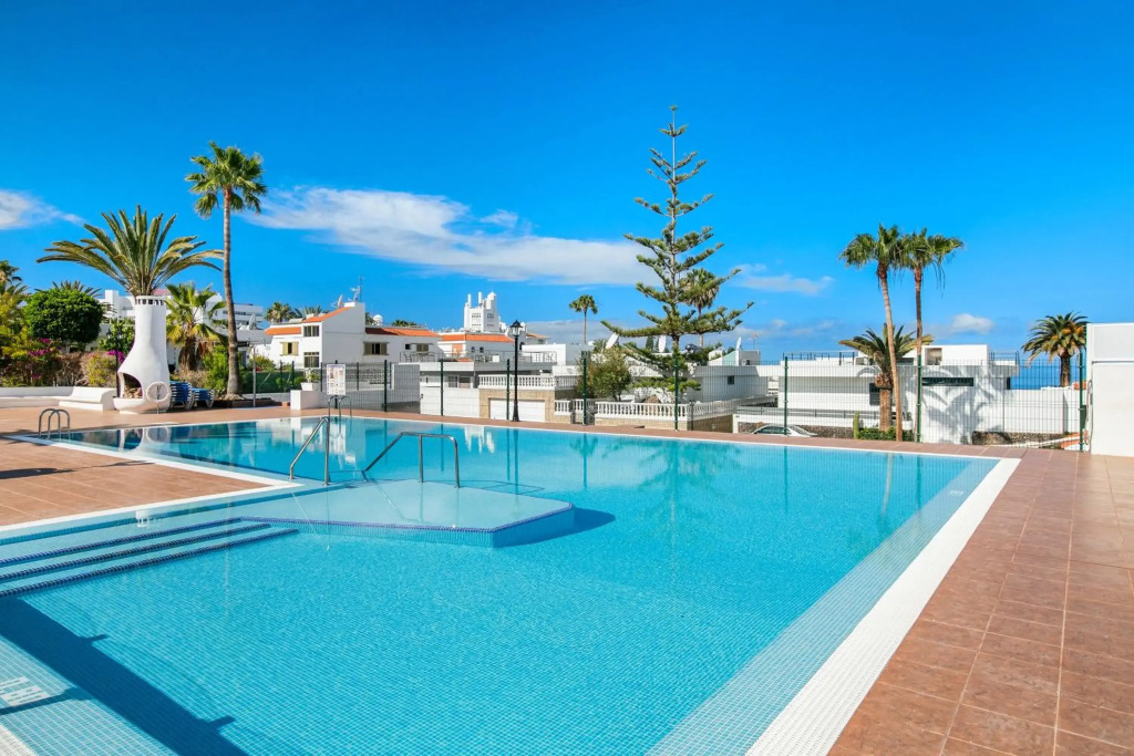 Estudio 2 Costa Adeje