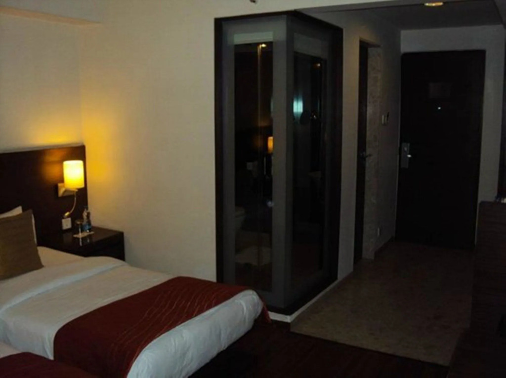 Lemon Tree Premier, Navi Mumbai