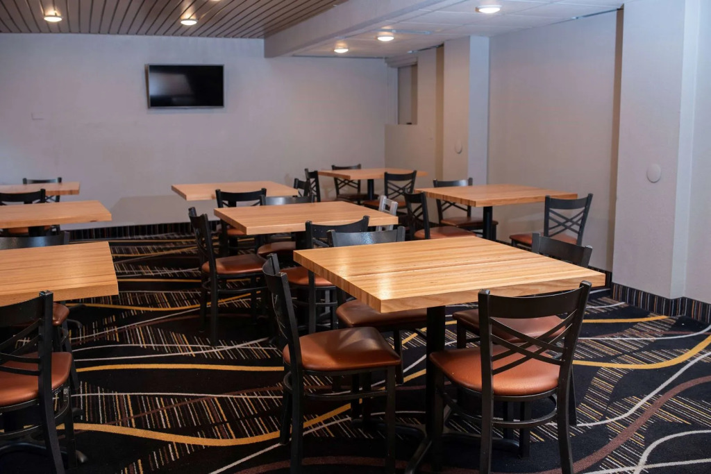 AmericInn by Wyndham Madison WI