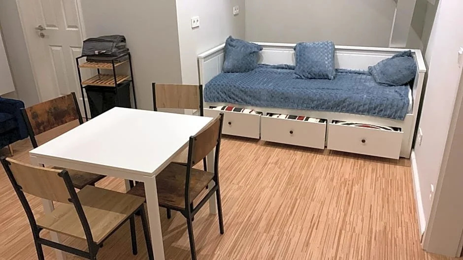 Ahoi Hostel