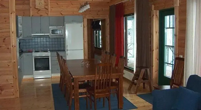 Honkaniemen Huvilat Pertunmaa