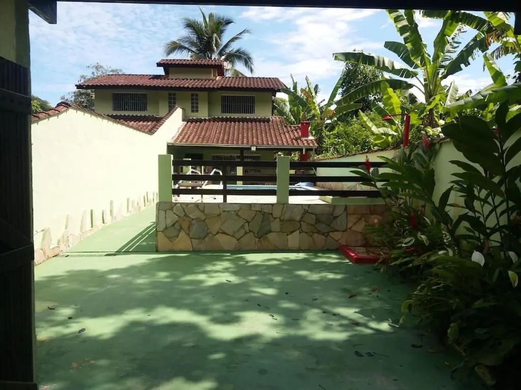 CASA 3Quartos-Condominio Verde Mar -Piscina Privativa- Wiffi -Praia da COCANHA !!! Próx à divisa com UBATUBA !!!
