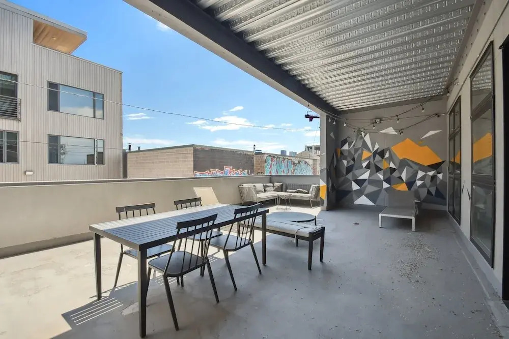 3198: Urban Cowboy Escape at Rino Art Lofts
