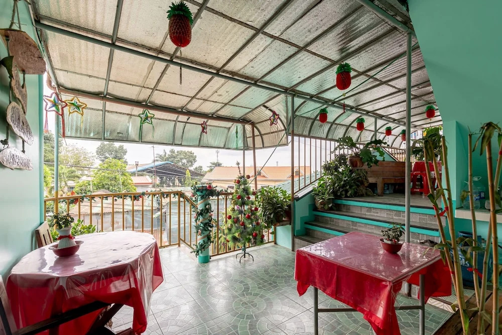 Alzeahs Place Room for Rent