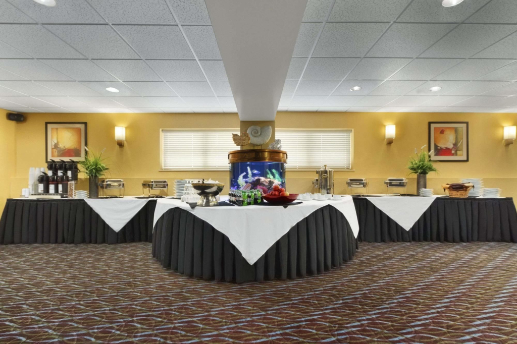 Comfort Inn & Suites Glen Mills - West Chester