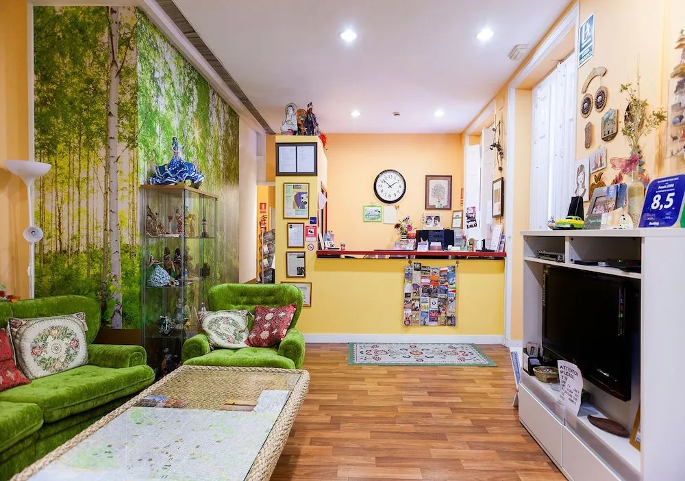 Hostal Pensio 2000