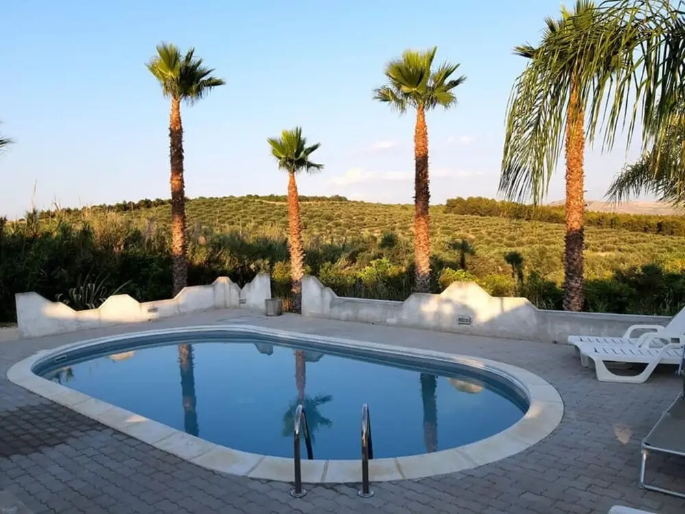 Saturn Flat In Villa Marisa With Swimming Pool