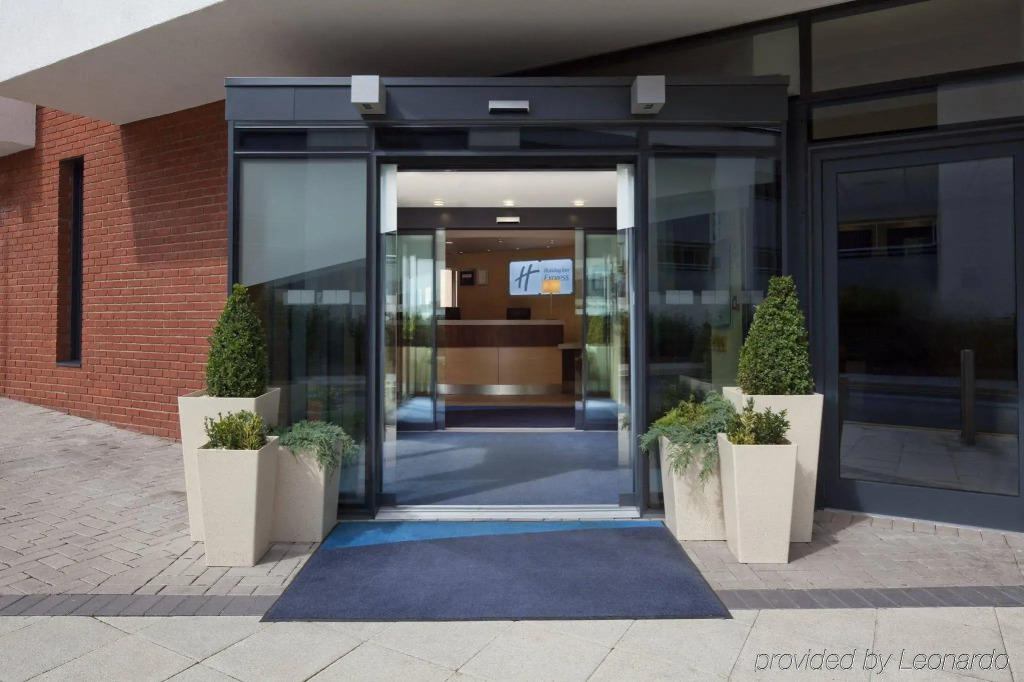 Holiday Inn Express Cheltenham by IHG