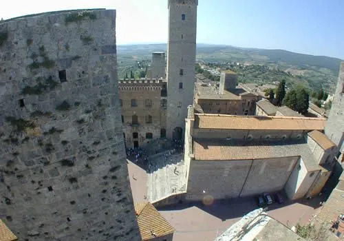 A La Casa Dei Potenti