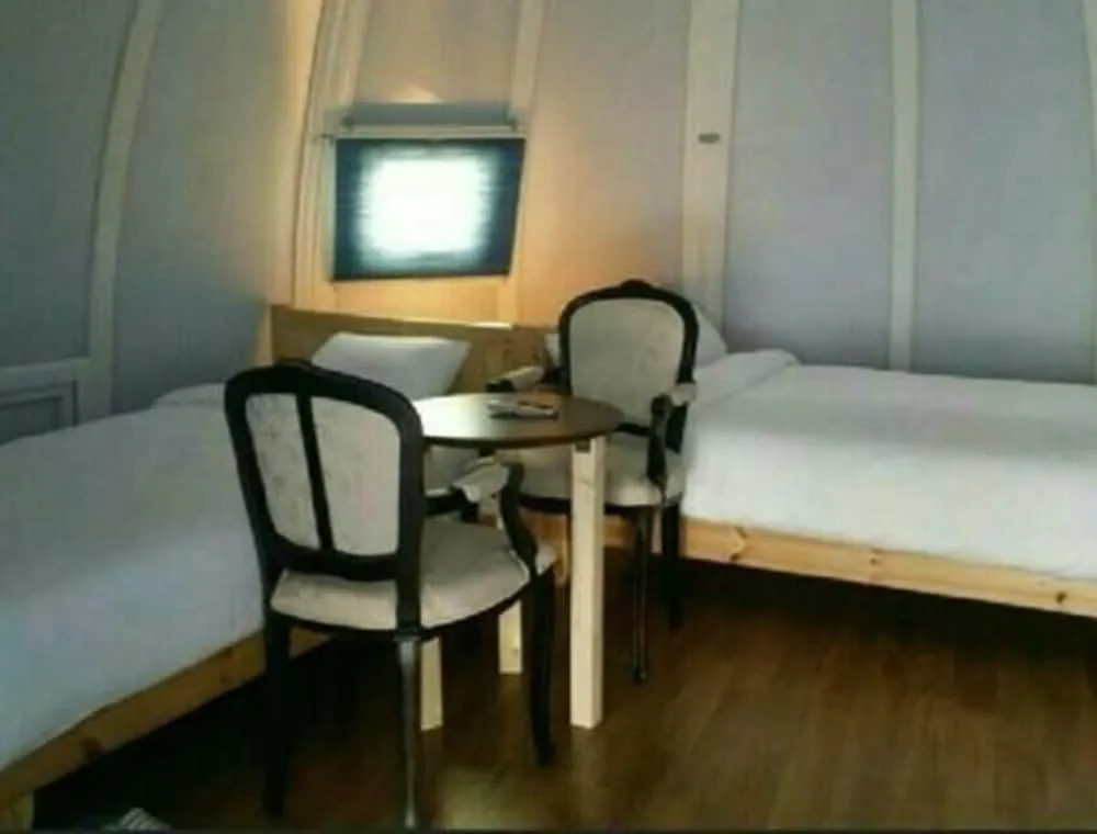 Jeju Igloo Pension