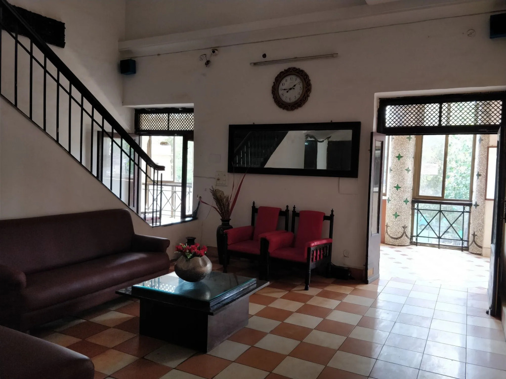 Central Hotel