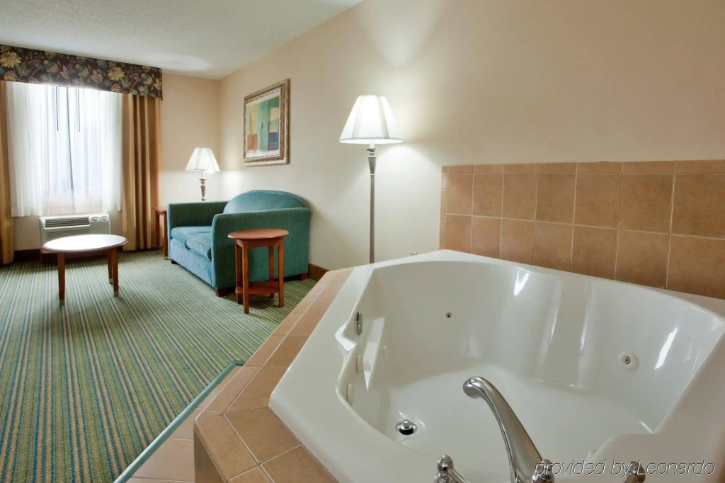 Holiday Inn Express - Richmond Downtown by IHG