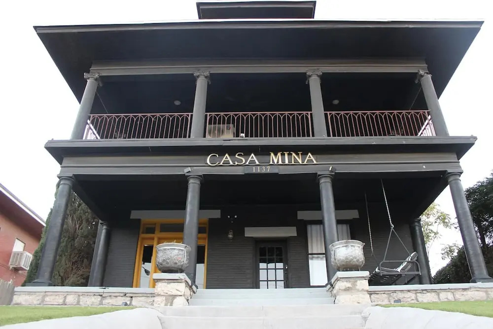 Casa Mina 5 Central Rio Grande Historic Dist
