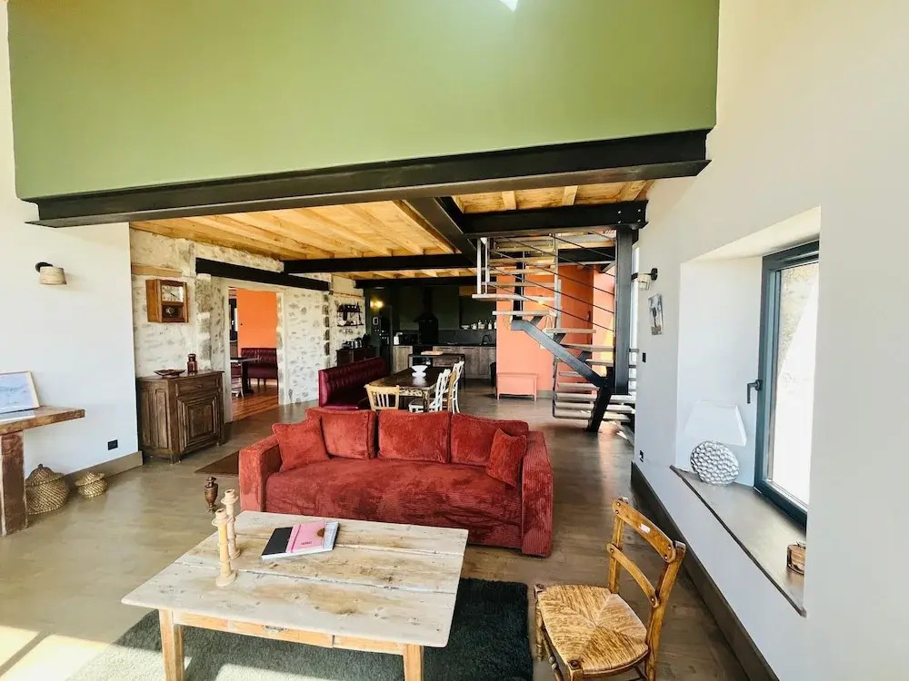 2 Houses for a Large Family or Group