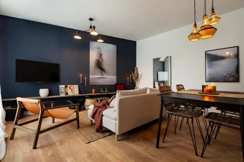 Central and Elegant 4 Bedroom by Placa Catalunya