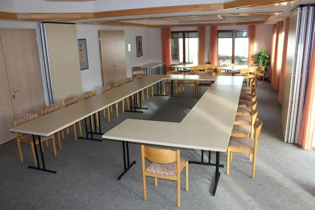Hotel Waldeck mit Restaurant