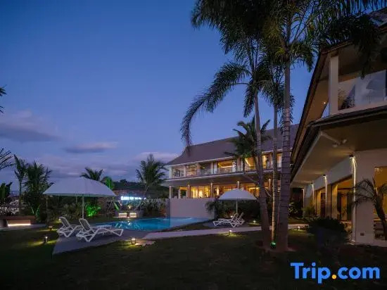 Three-color Yunhe B&B (Xishuangbanna Jinghong Mengxi Big Buddha Temple Manhona Branch)