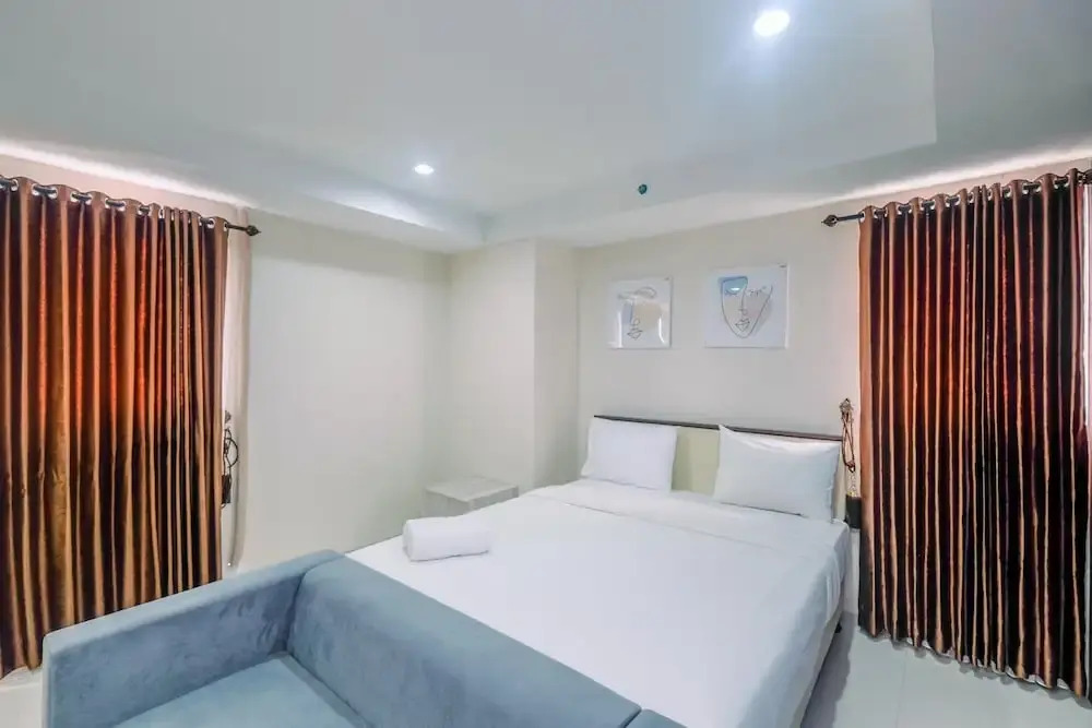 Fully Furnished With Cozy Design Studio Azalea Suites Apartment