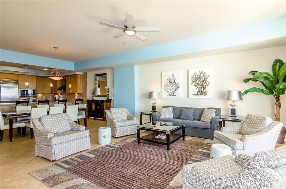 Turquoise Place 2405C - 3 Br condo by RedAwning