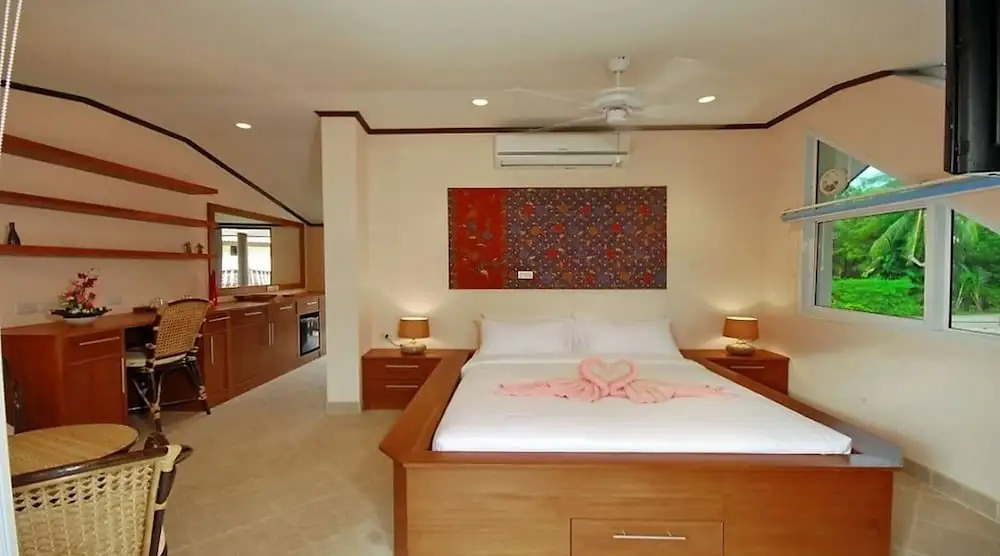 Luxurious Thai-Style Villa with a Swimming Pool Just 20 Meters from Beach Access