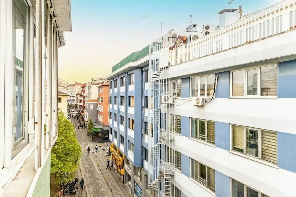 Modern Stylish Cozy Flat in the Heart of Kadikoy