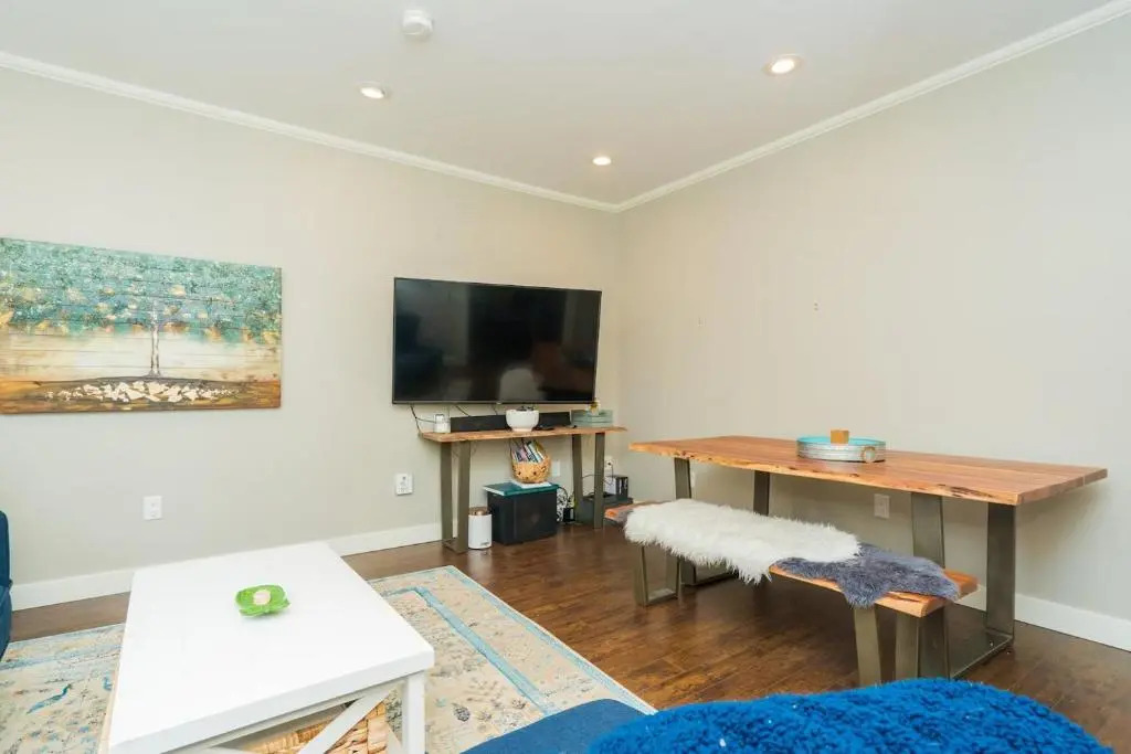 Remodeled 2-Bedroom Unit in Fremont w/ Luxe Bathrooms
