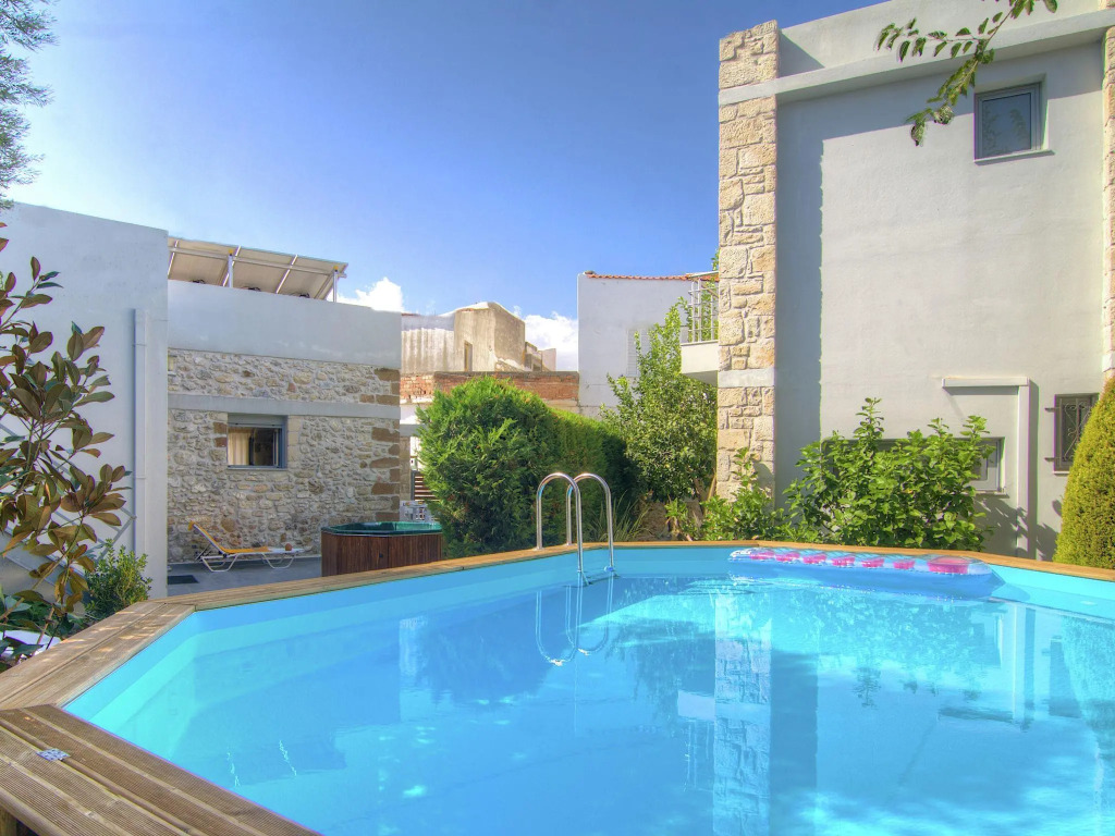 Authentic 10 Person Villa Near the Sea