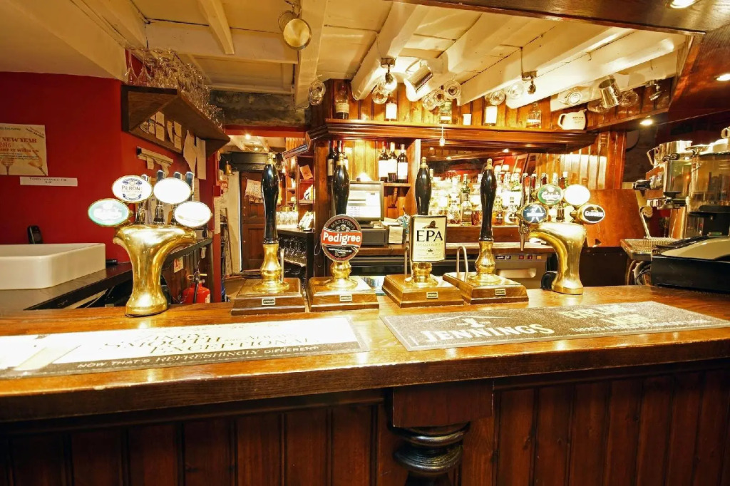 Devonshire Arms Inn