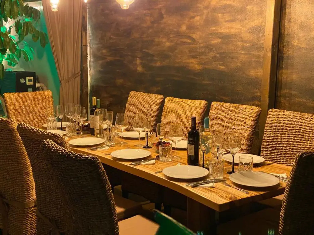 VILLA BLOSSOM in the beautiful area of Puerto Santiago Tenerife with 5 bedrooms for up to 10 guests private swimming pool and many other activities to entertain the family Secure parking for 2 cars and disabled access throughout
