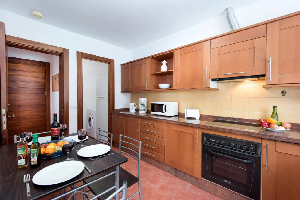 Villa Julianne 3 Heated Private Pool Walk to Beach A C Wifi Car Not Required - 2571