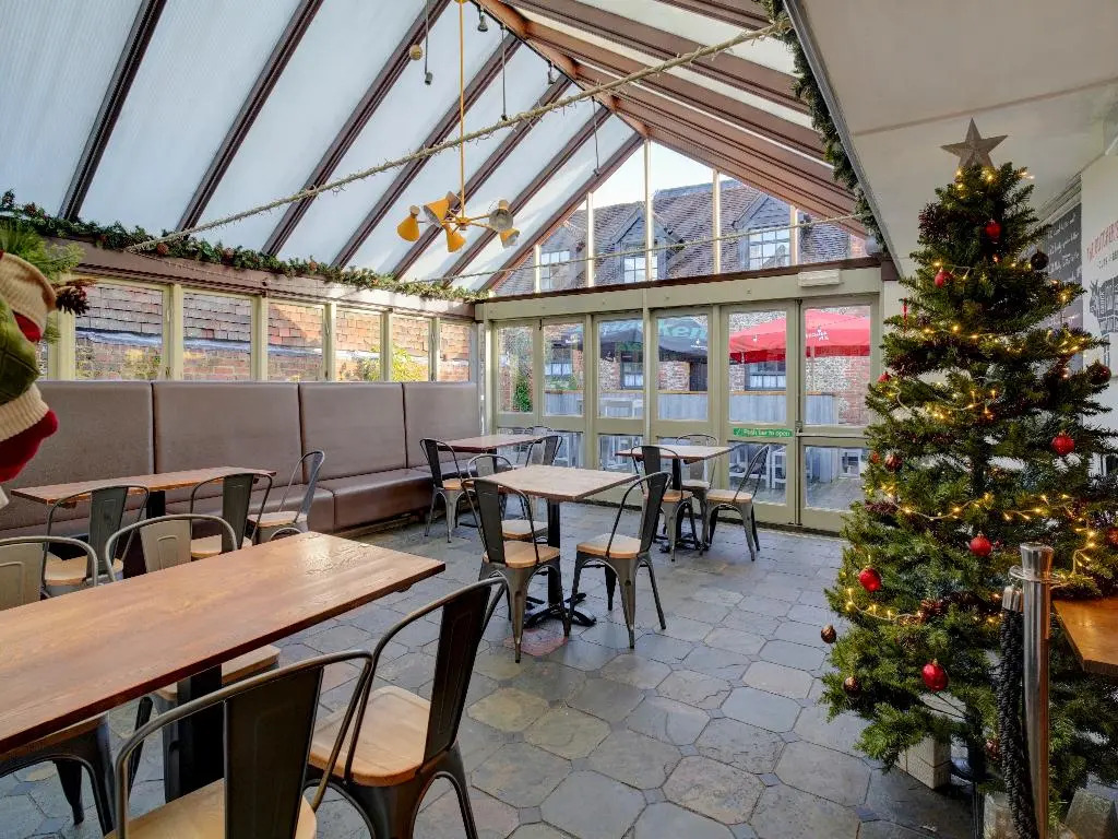 George & Dragon Inn