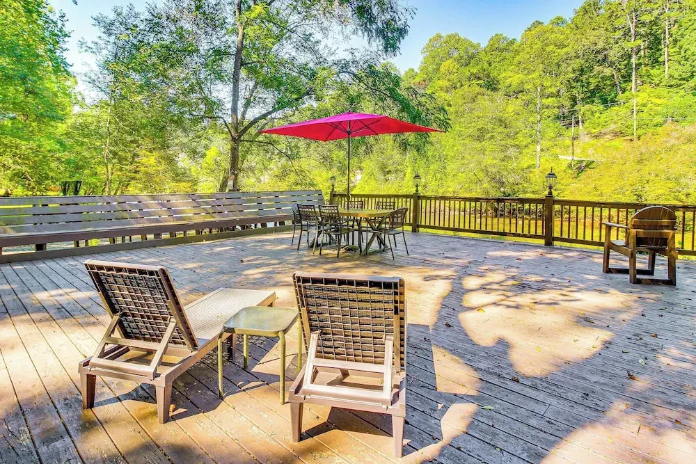Serene Riverfront Escape in Ellijay, Georgia!