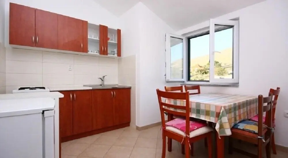Per - Comfortable Family Apartments - A2