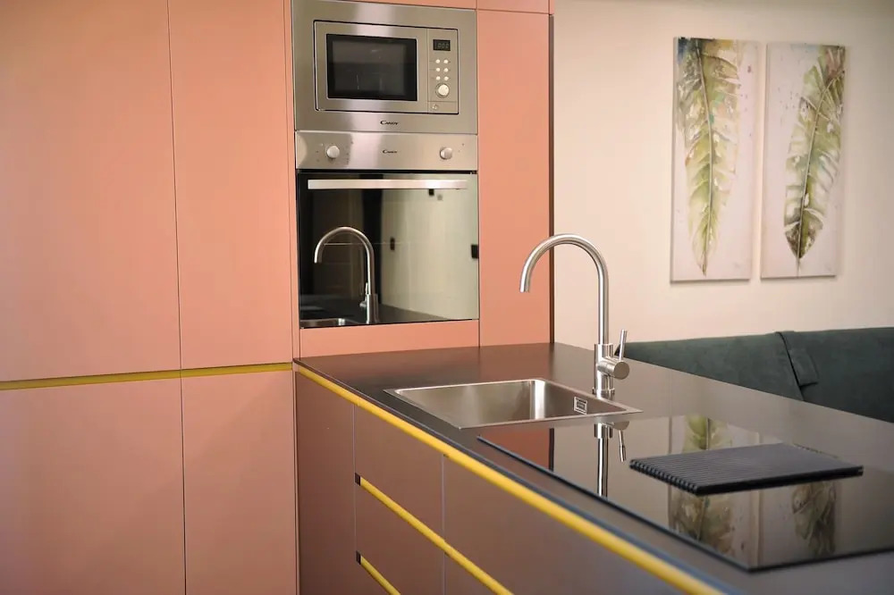 SETTANNI Sea Suites