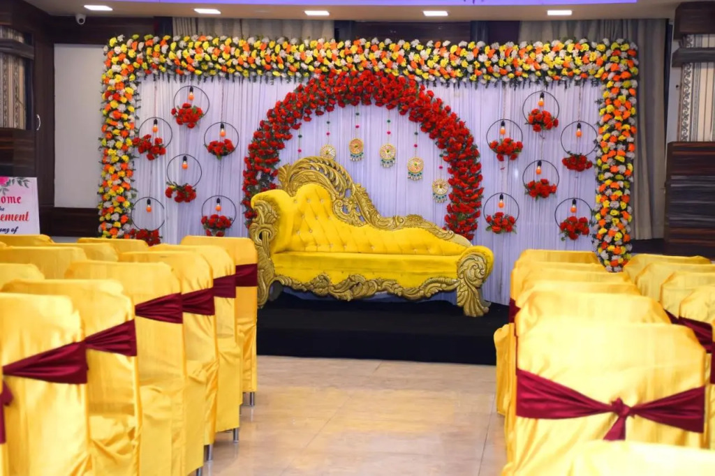 Hotel Anand International