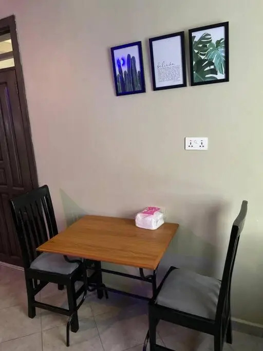 JD1 Lakeview 1 Bed Apt Makindye. Wifi/ Netflix