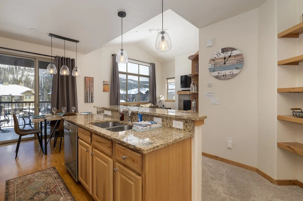 Trailhead Lodge One Bedroom 801 Condo by RedAwning