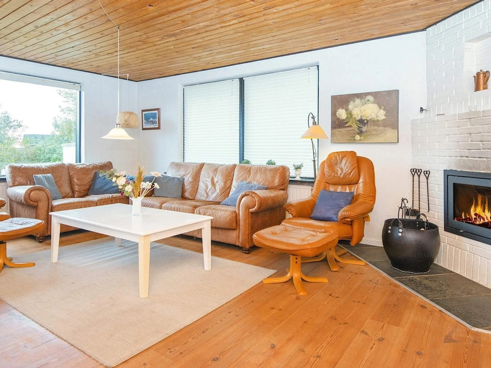8 person holiday home in Struer-By Traum