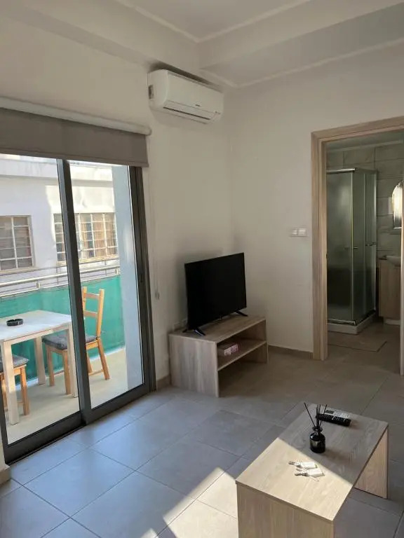 Modern city center studio saripolou