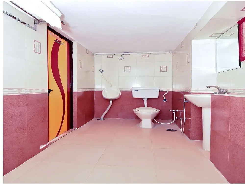 Shahi Bagh by OYO Rooms