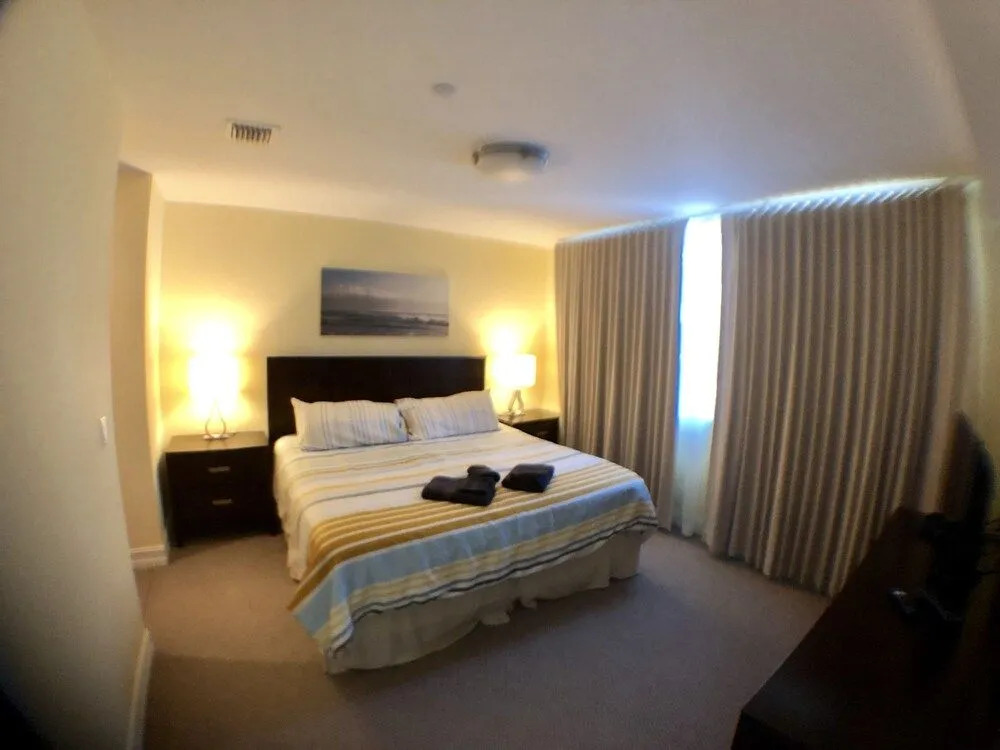 3BR Home wRooftop by Ideal Experience VR