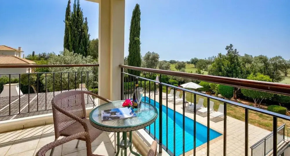 3 bedroom Villa Tala with private pool and sunset views, Aphrodite Hills Resort
