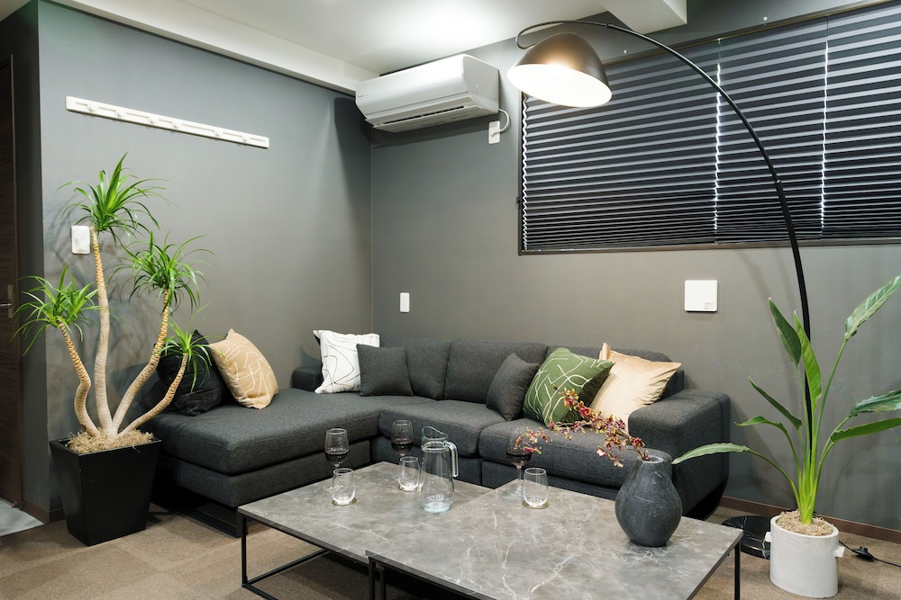 15 min Shinjuku ! Kitchen,Laundry! Perfect for a Long Stay I many facilities nearby I Shinjuku,Tokyo