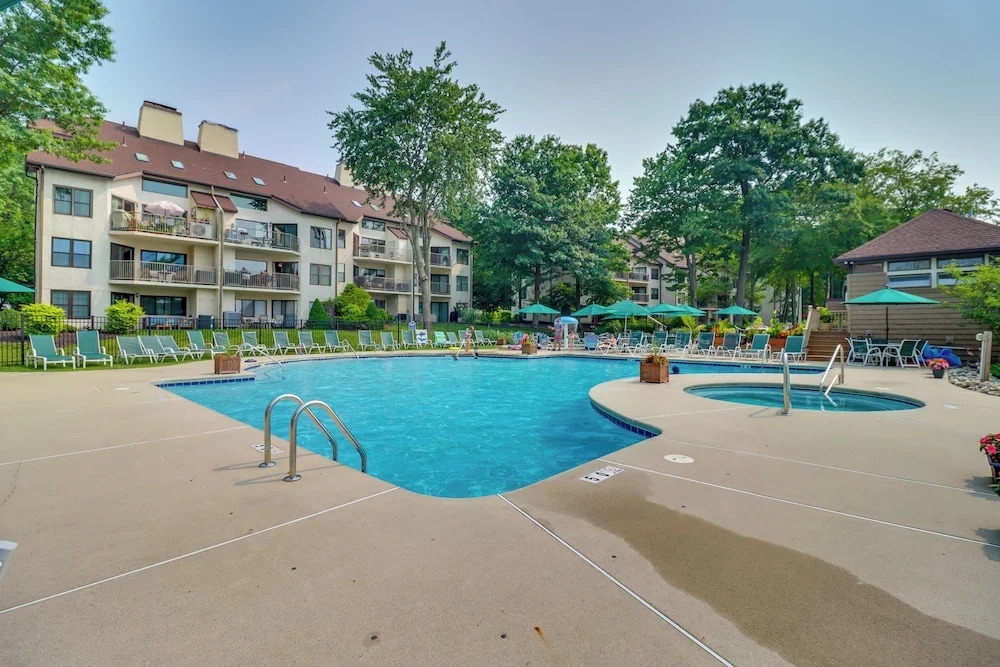 Lake Harmony Condo < 1 Mi to Big Boulder Mountain!